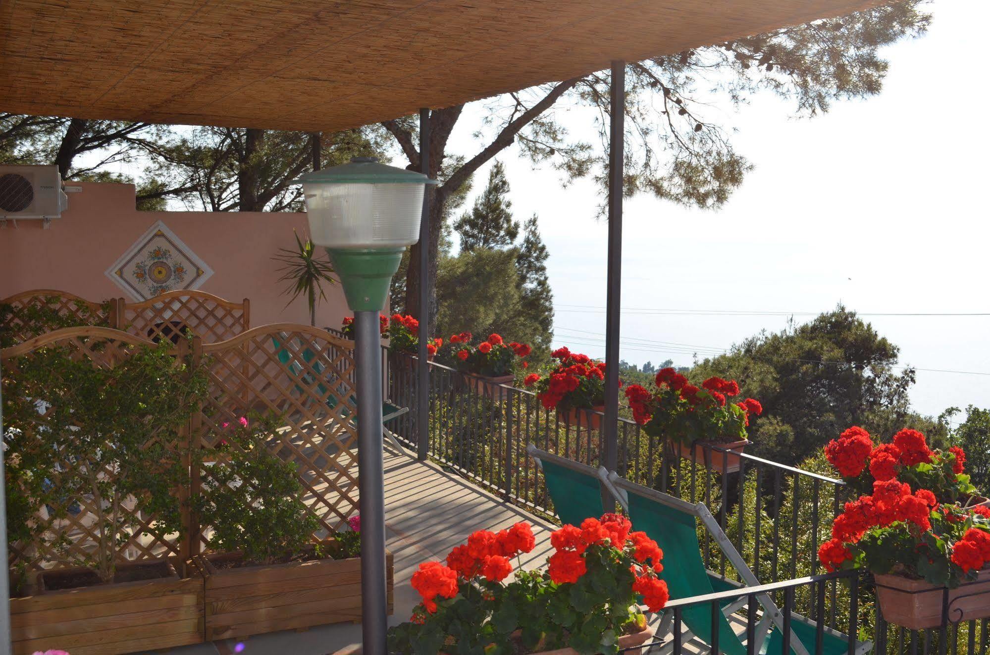 Le Ginestre di Capri BB&Holiday House Bed and Breakfast Anacapri  Esterno foto